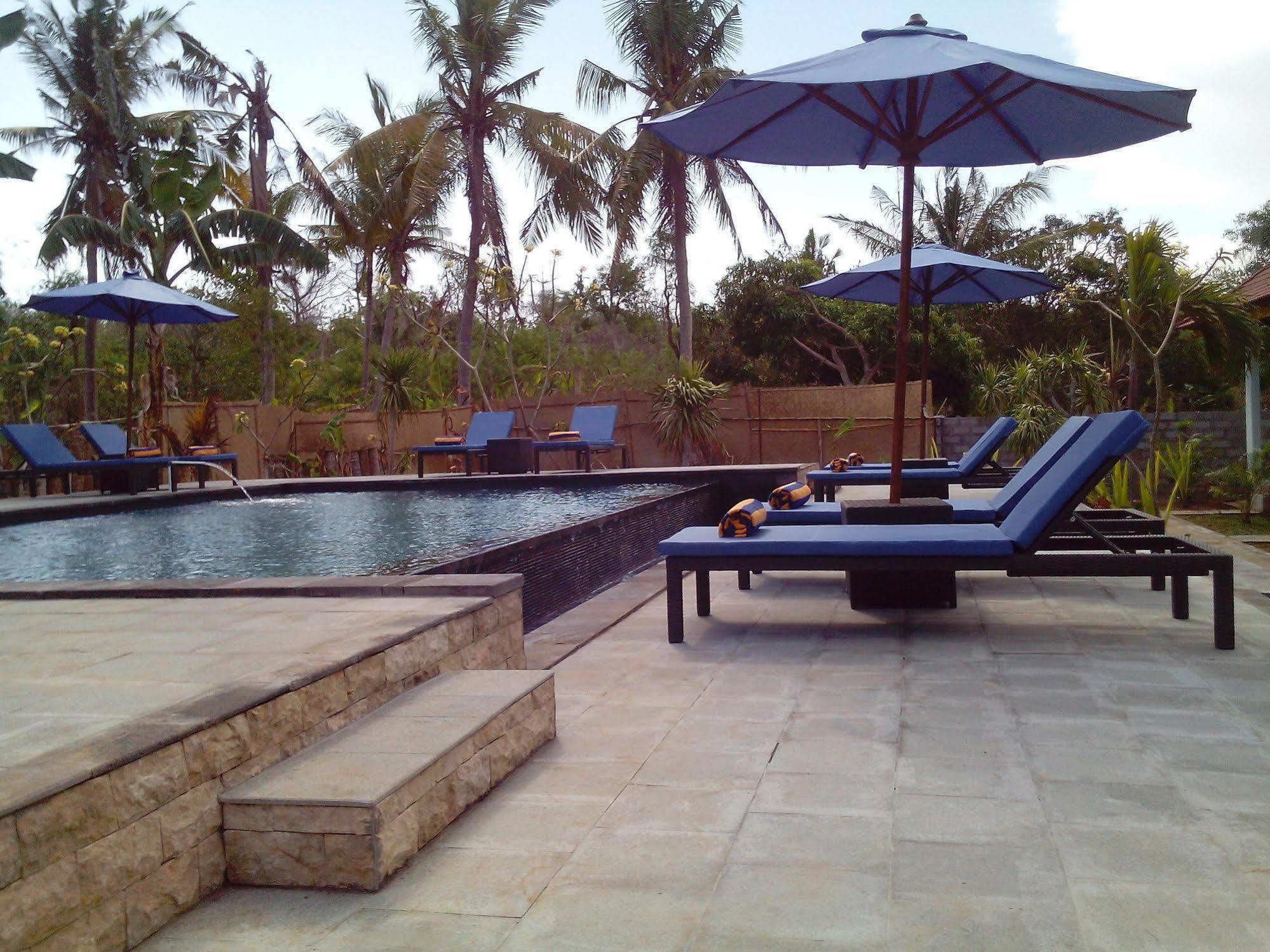 Naradas Mushroom Beach Nusa Lembongan  Ngoại thất bức ảnh